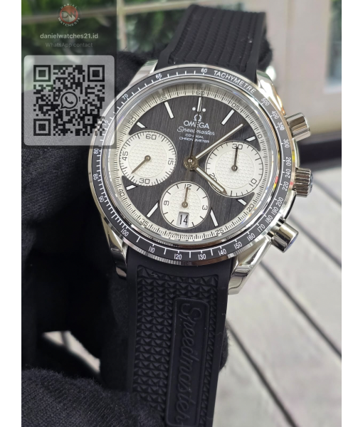 OMEGA SPEEDMASTER RACING CO AXIAL CHRONOMETER BLACK WHITE 326.32.40.50.01.001/VSF/2026