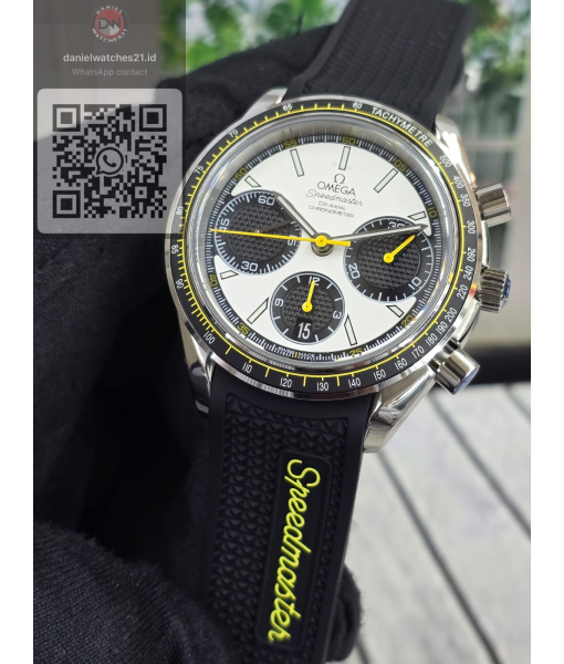 OMEGA SPEEDMASTER RACING CO AXIAL CHRONOMETER WHITE YELLOW 326.32.40.50.01.001/VSF/2026