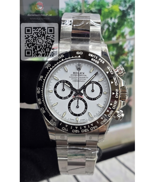 ROLEX COSMOGRAPH DAYTONA PANDA 126500LN/SOBF/2026